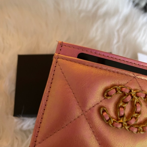 Gorgeous pink card holder . - Picture 6 of 11